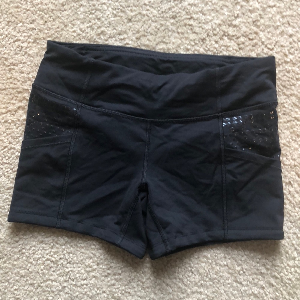 Lululemon workout shorts black size 4